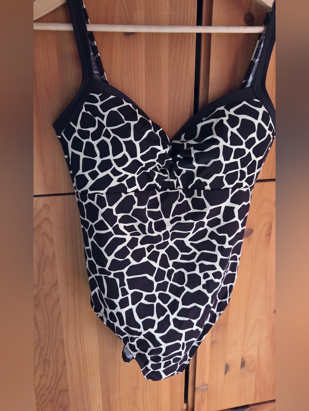 Miraclesuit Women's Brown & Cream Animal Print One Piece Swimsuit Size 16